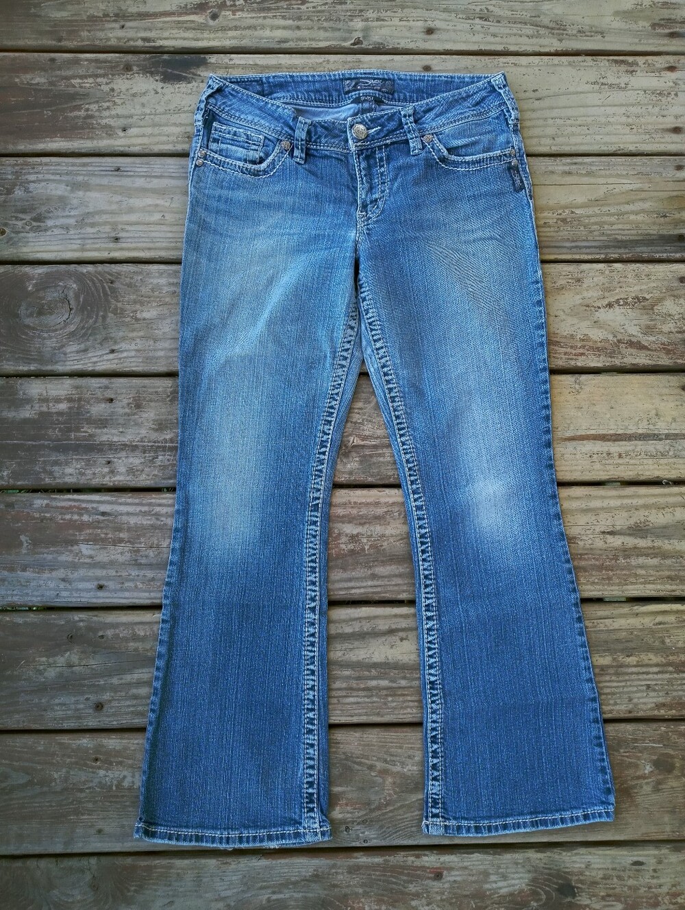 F) Silver Jeans Co. Suki Bootcut Jeans – W30 L30 Western Glove Works, Distressed